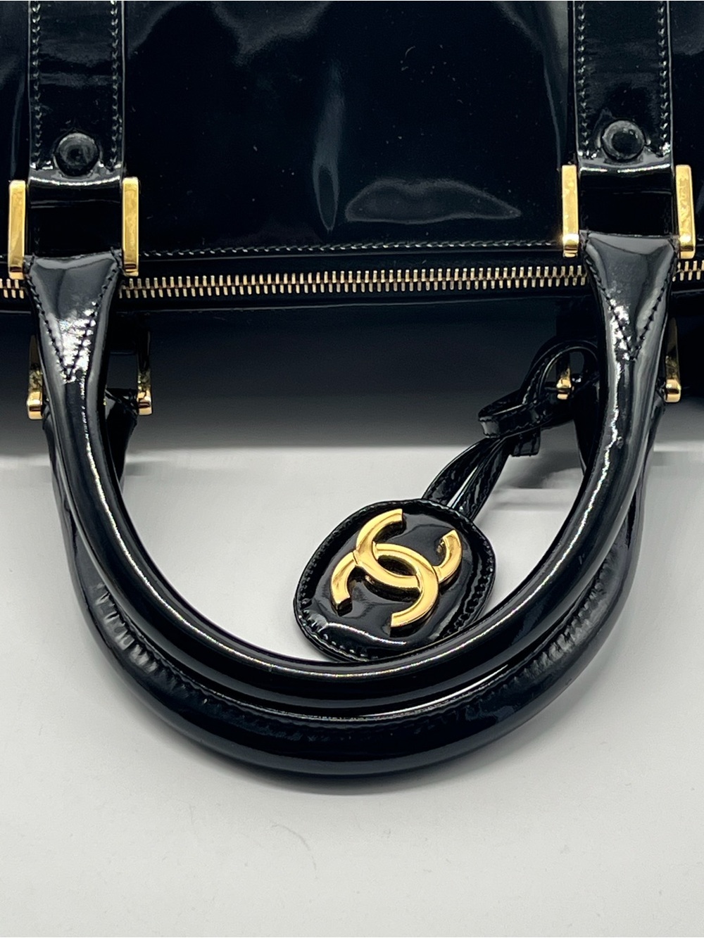 CHANEL VINTAGE PATENT BOSTON BAG - Picture 10 of 15